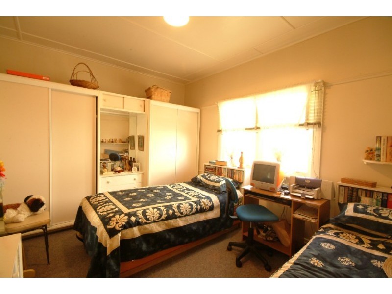 10 Ranfurley Street, Newtown QLD 4350