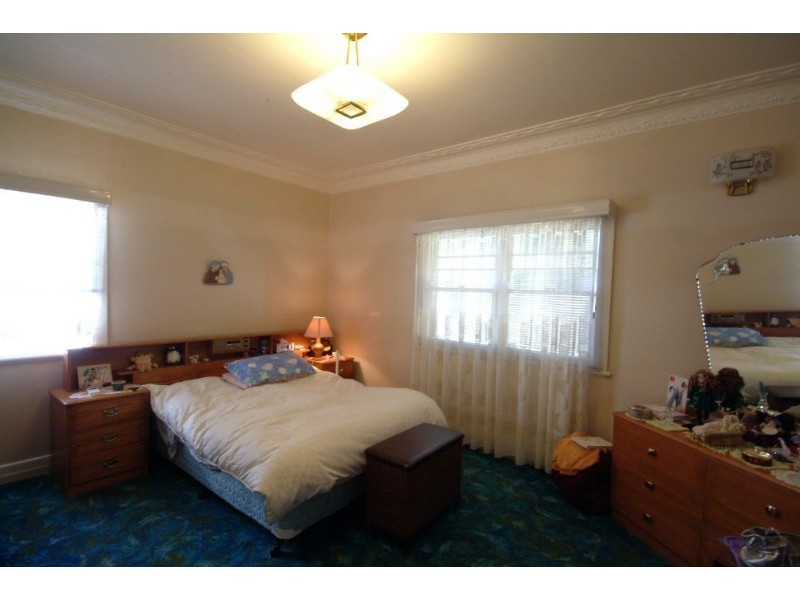 10 Ranfurley Street, Newtown QLD 4350