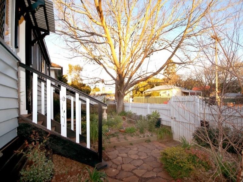 151 Bridge Street, East Toowoomba QLD 4350