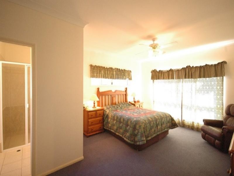 5 John Trousdell Court, Toowoomba QLD 4350