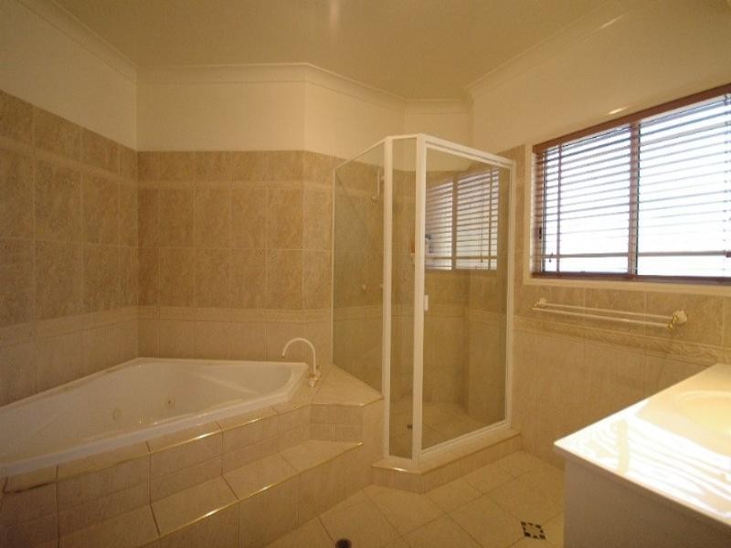 5 John Trousdell Court, Toowoomba QLD 4350