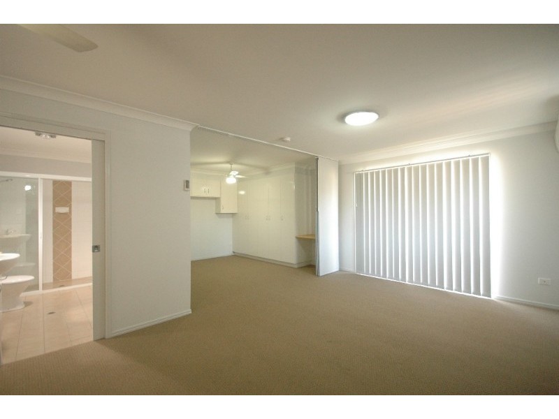 8/66 Tara Street, Wilsonton QLD 4350