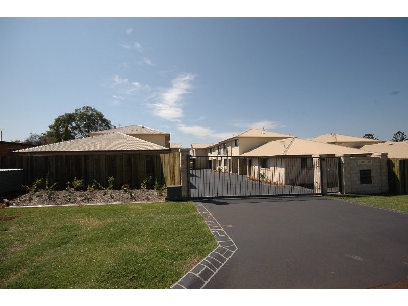 8/66 Tara Street, Wilsonton QLD 4350