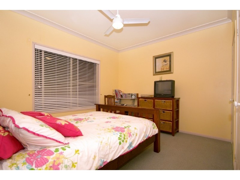 1 Carinya Court, Glenvale QLD 4350