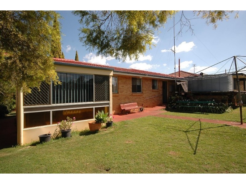 7 Lacaze Street, Wilsonton QLD 4350