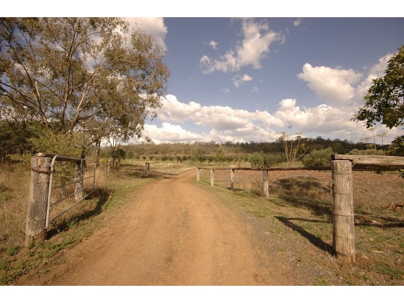 317 Beauaraba Road, Toowoomba QLD 4350