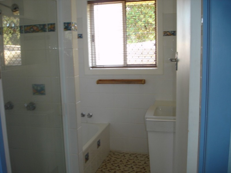 60 Buckland Street, Harristown QLD 4350