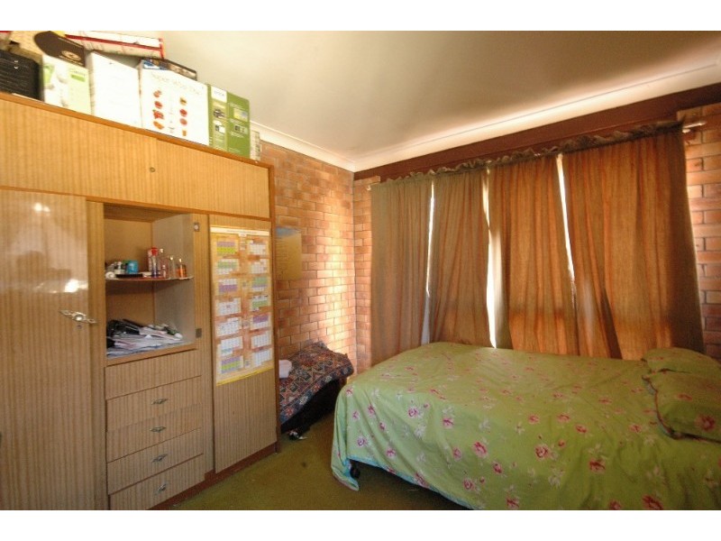 27 Arabian Street, Harristown QLD 4350