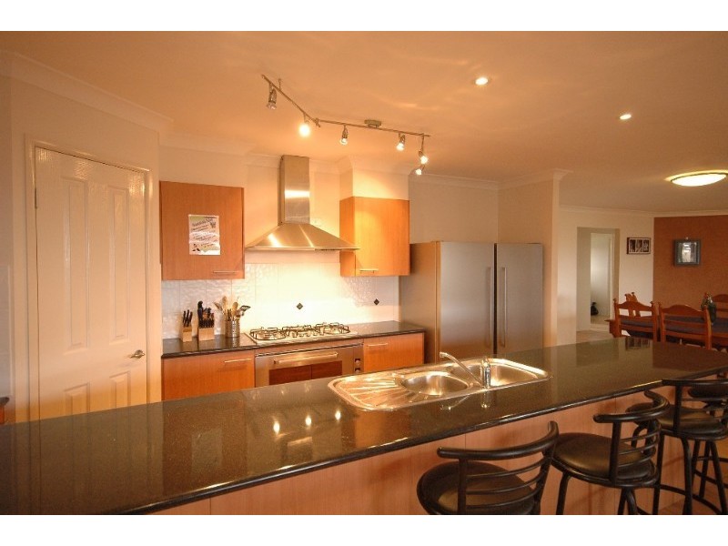 3 Marlowe Court, Westbrook QLD 4350