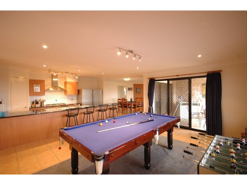 3 Marlowe Court, Westbrook QLD 4350