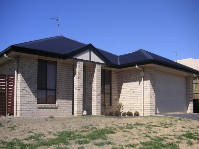 6 Wareena Crescent, Glenvale QLD 4350