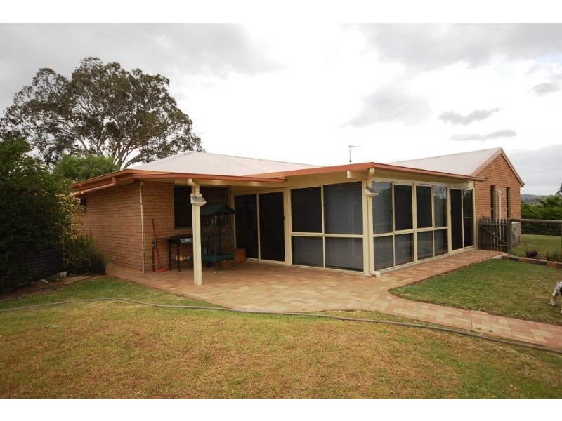 11 Arcane Drive, Gowrie Junction QLD 4352