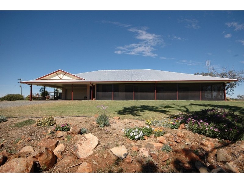 226 Berghofers Road, Biddeston QLD 4401