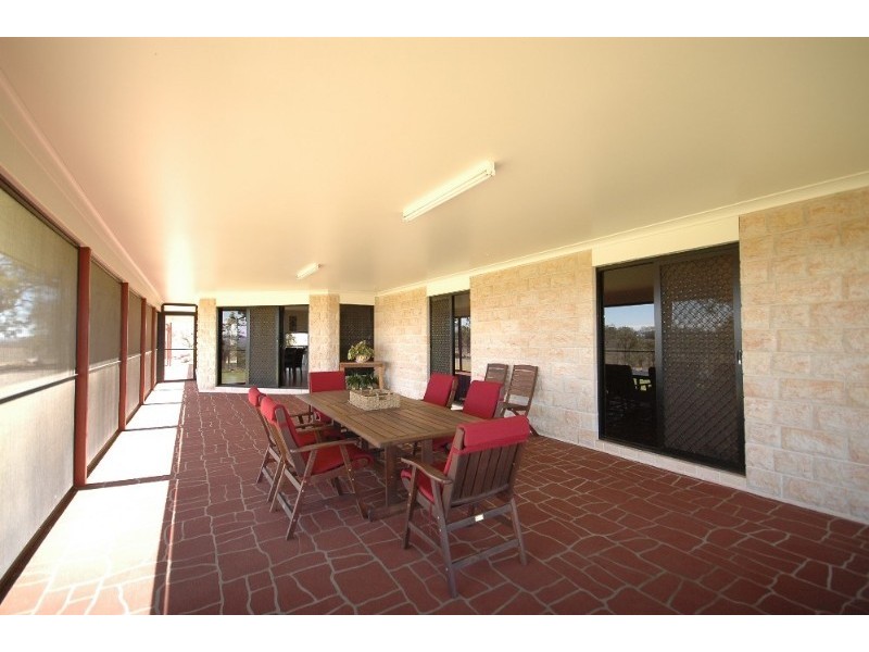 226 Berghofers Road, Biddeston QLD 4401