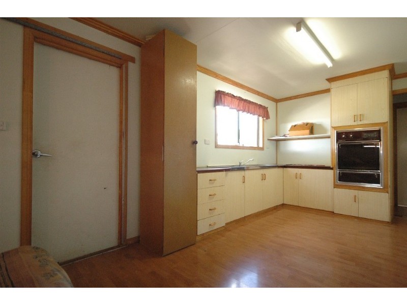 226 Berghofers Road, Biddeston QLD 4401