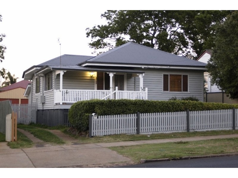 64 Stephen Street, South Toowoomba QLD 4350