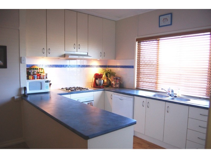 64 Stephen Street, South Toowoomba QLD 4350