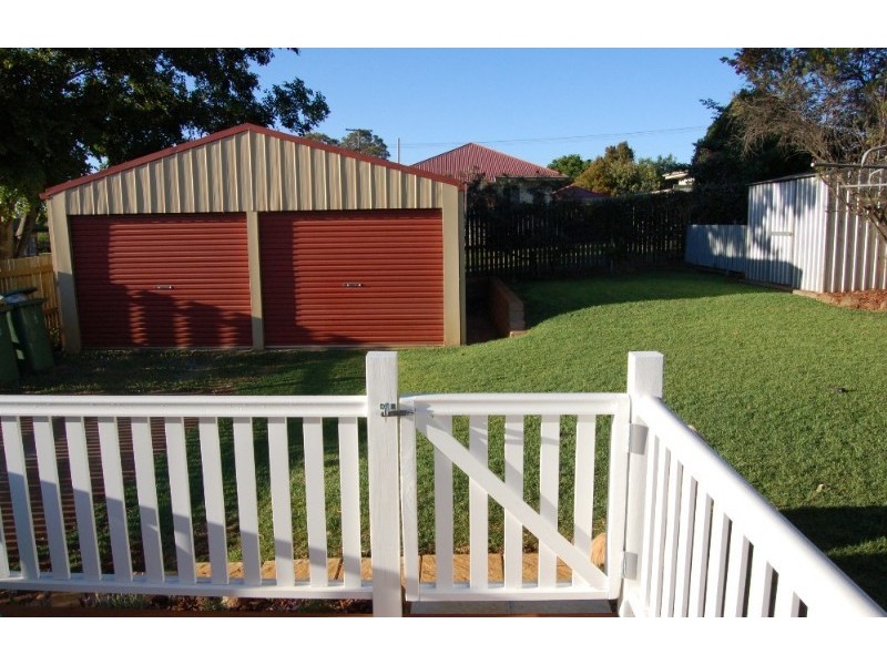 64 Stephen Street, South Toowoomba QLD 4350