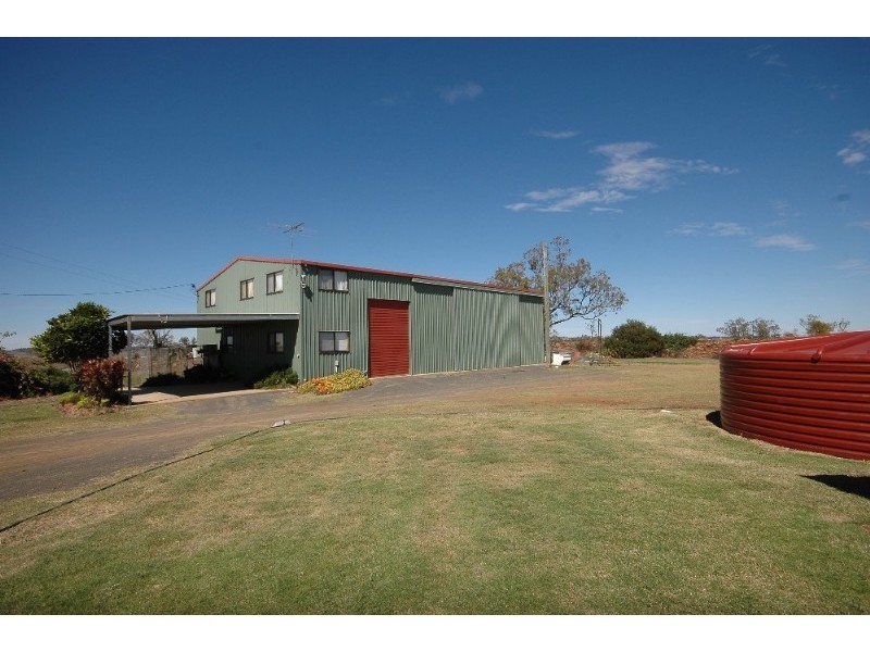 226 Berghofers Road, Biddeston QLD 4401