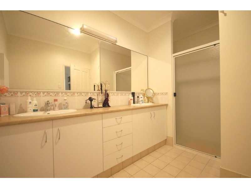 214/530 Bridge Street, Wilsonton QLD 4350