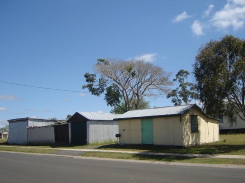 14 Bright Street, Wyreema QLD 4352