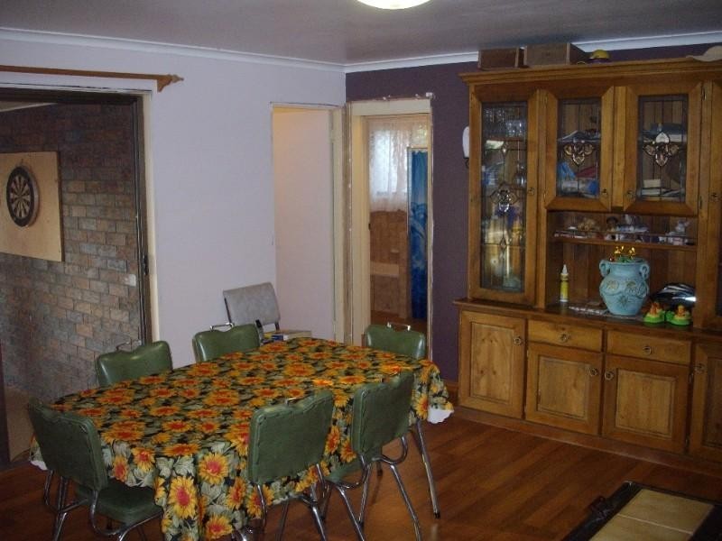 12 Gladstone Street, Wyreema QLD 4352