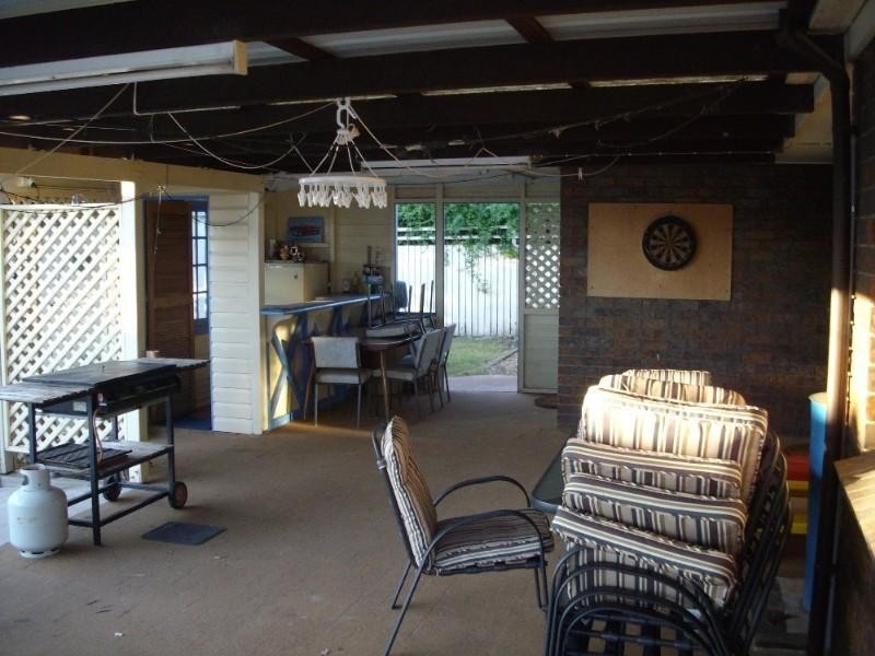 12 Gladstone Street, Wyreema QLD 4352