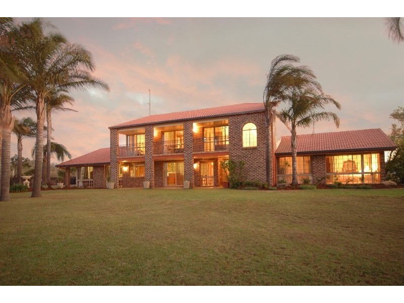 7 Birdland Drive, Glenvale QLD 4350