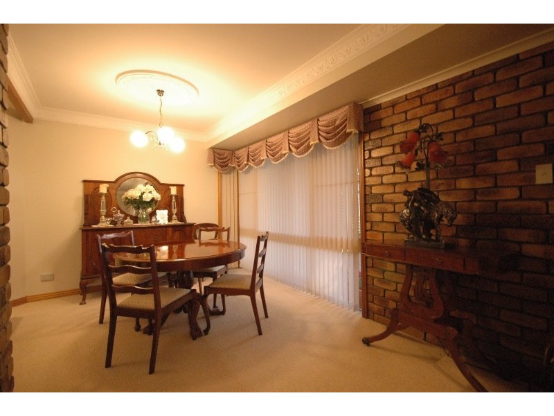 7 Birdland Drive, Glenvale QLD 4350