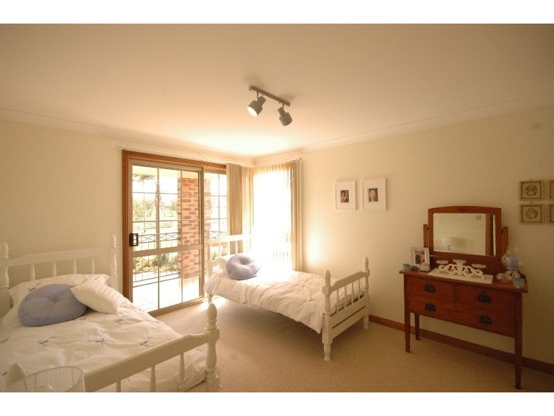 7 Birdland Drive, Glenvale QLD 4350