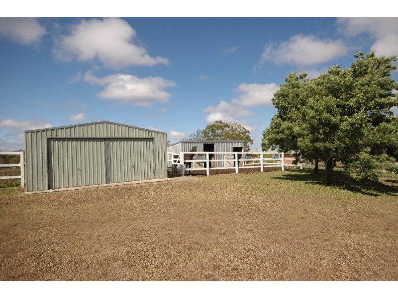 7 Birdland Drive, Glenvale QLD 4350