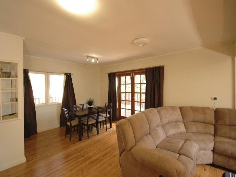 48 Stuart Street, Mount Lofty QLD 4350