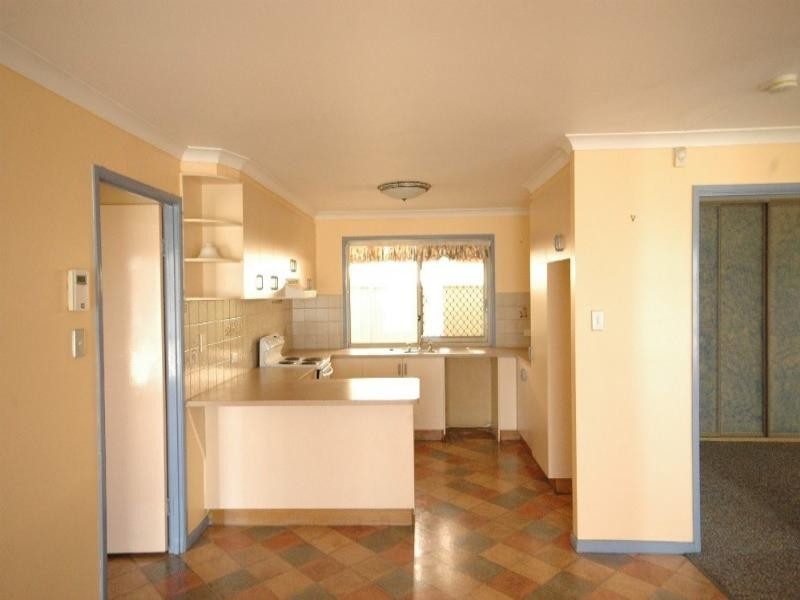 1 Sybyl Street, Harristown QLD 4350