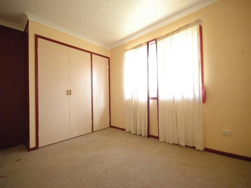 1 Sybyl Street, Harristown QLD 4350