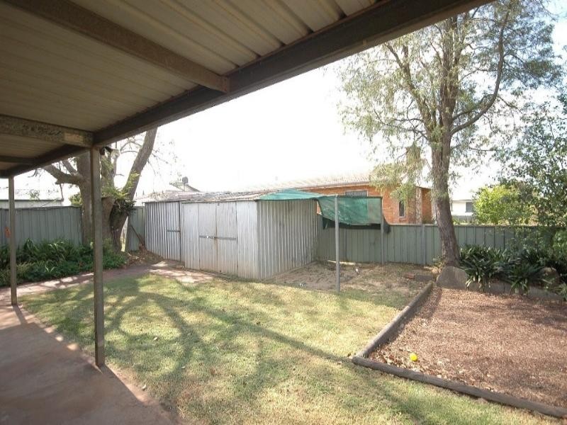 1 Sybyl Street, Harristown QLD 4350