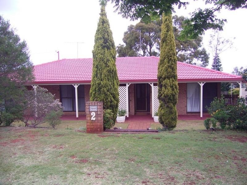 2 Sunbury Street, Harristown QLD 4350