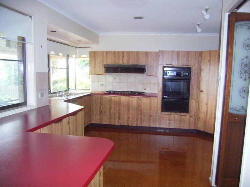 2 Sunbury Street, Harristown QLD 4350