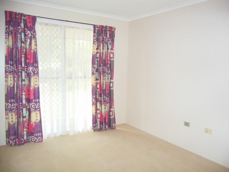 2 Sunbury Street, Harristown QLD 4350