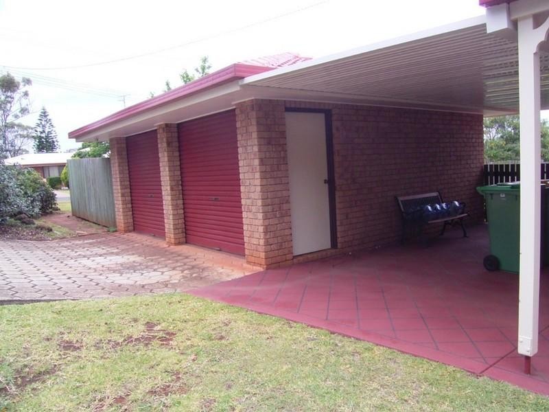 2 Sunbury Street, Harristown QLD 4350