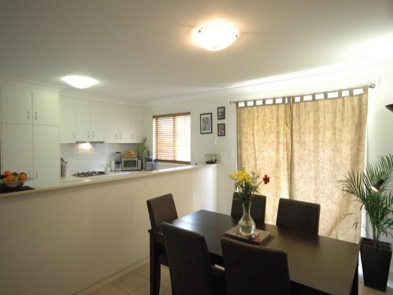 7/14 Uni Plaza Court, Kearneys Spring QLD 4350