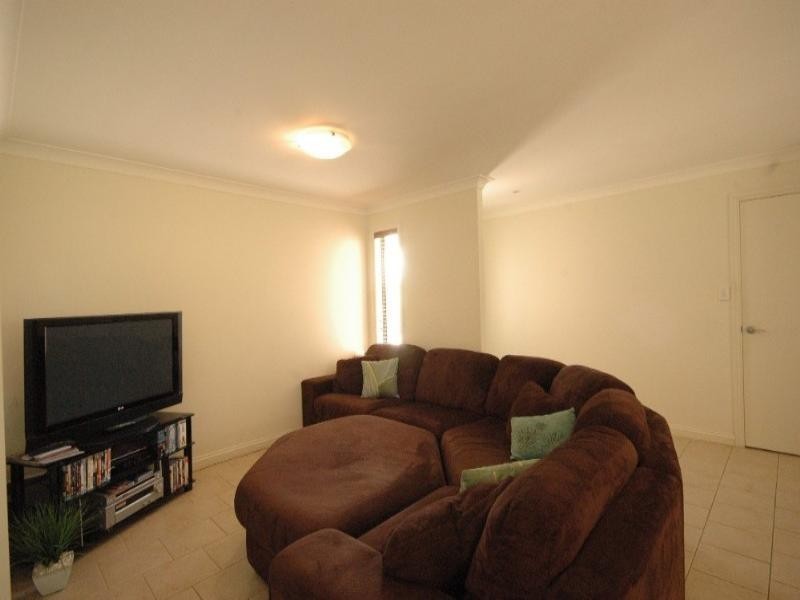 7/14 Uni Plaza Court, Kearneys Spring QLD 4350