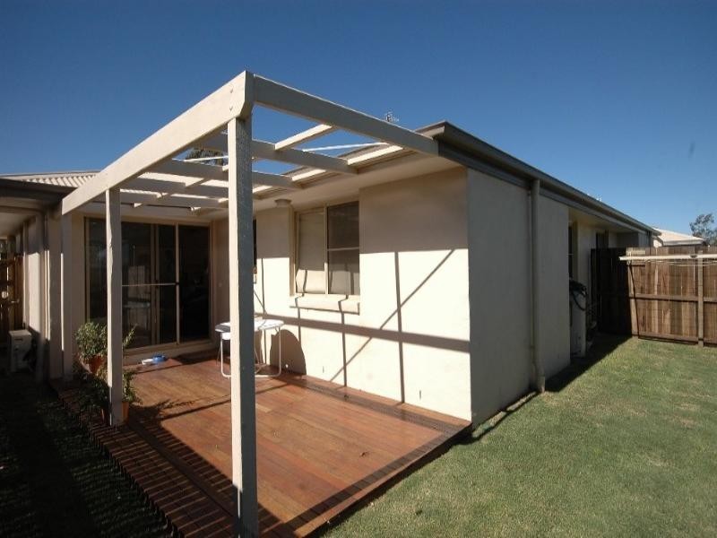 11/381 Greenwattle Street, Wilsonton QLD 4350