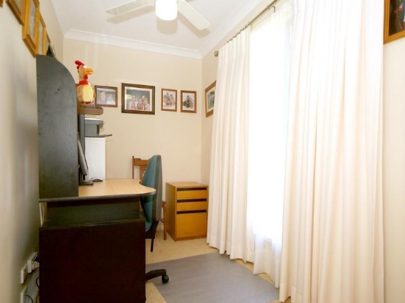 11 Tennyson Court, Westbrook QLD 4350