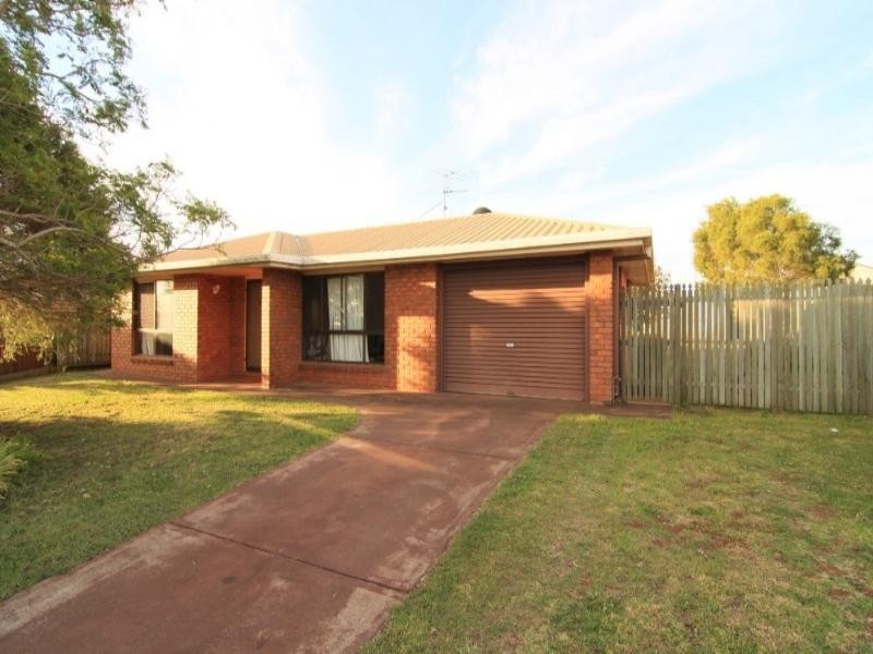 9 Poinciana Street, Newtown QLD 4350