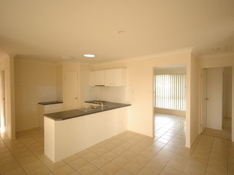 19 Wareena Crescent, Glenvale QLD 4350