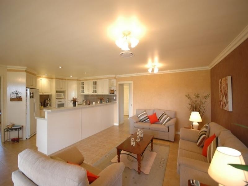 39 Palmer Drive, Highfields QLD 4352