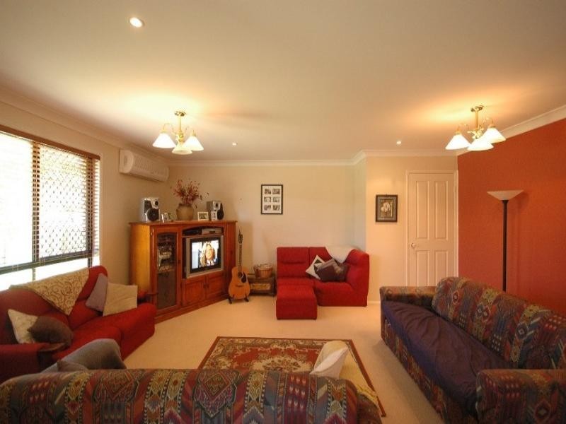 12 Watervale Street, Wilsonton Heights QLD 4350