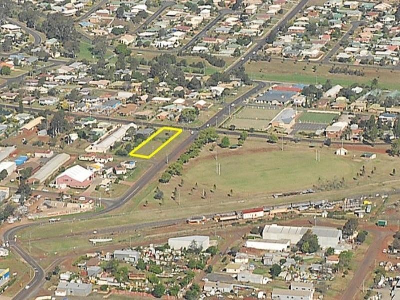 51 Gipps Street, Drayton QLD 4350