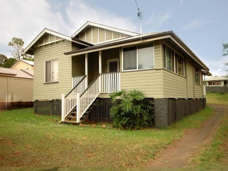 7 Gostwyck Street, Newtown QLD 4350