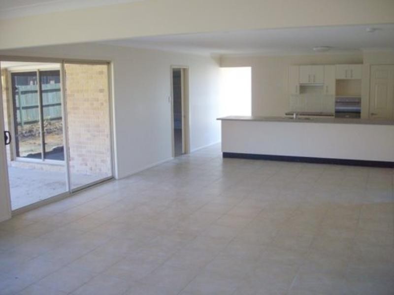 12 Balonne Drive, Glenvale QLD 4350